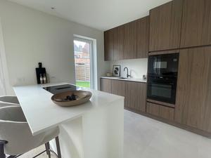 Interieur van nieuwbouw woning te Brugge realisatie by Transparant Projects